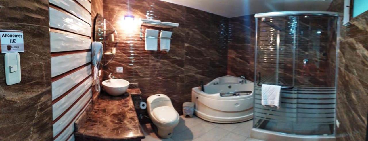 La Kapital Hotel Амбато Экстерьер фото